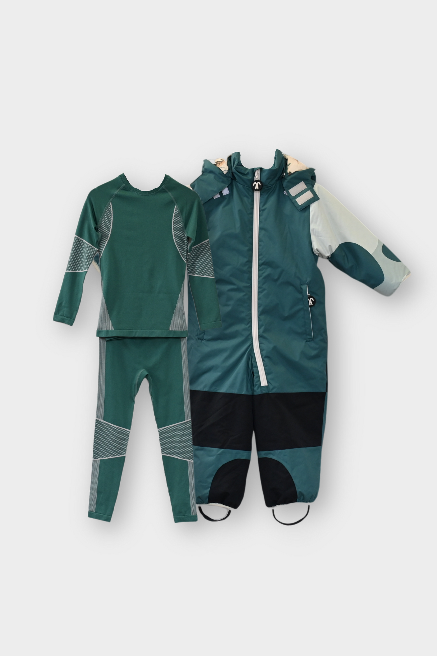 Schneeanzug Kleinkinder + Funktionsunterwäsche Set