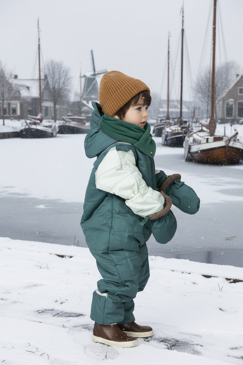 Baby Mittens Dark Green + Sherpa Scarf Dark Green